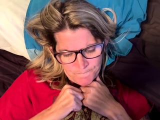 Skinny granny quickie creampie