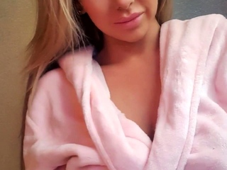 Babe With Large Boobs Masturbates