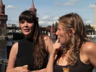 Ersties Lindsey Blake get pleasure from an Orgasmic