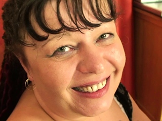 Fats brunette granny offers head earlier than cock-riding