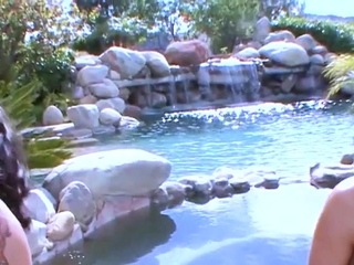 MILF bitches share good dick in threeway