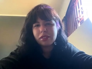 Novice Webcam Teen Flashes Masturbates