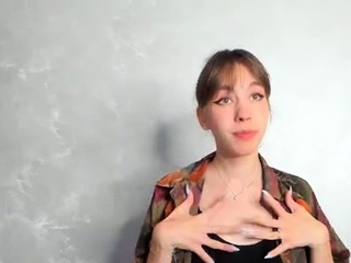 Brunette Solo Webcam Masturbation