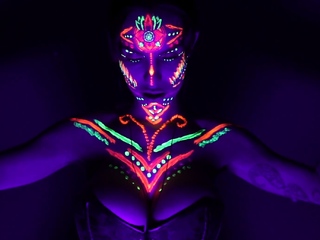 Cunning 3D Superwoman bounces up and down on a cock