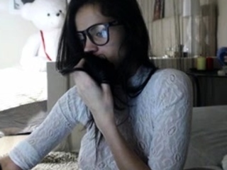 Beginner Blonde Teen Performs Solo with Toy Webcam Porn