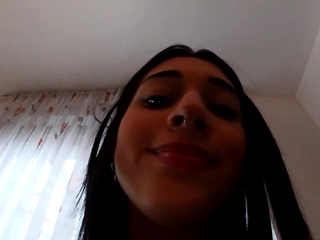 Beginner Webcam Babes Going Solo