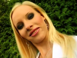 Blonde Novice Milf Spouse Blowjob Cum Swallow