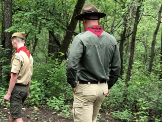 ScoutBoys Muscle DILF barebacks easy pale scout in wooden