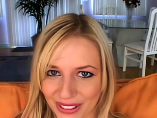 Threesome teen screwed in doggystyle