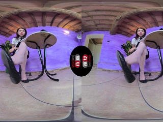 Cute faculty woman seduces you together with her beautiful toes