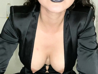 Cute novice brunette naughty in solo jerking present on digital camera