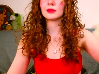 Newbie Webcam Cute Teen Performs Solo