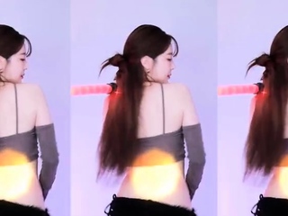 Pussy shut up by slutty teen on cam