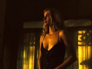 Ana de Armas tits and ass in a intercourse scene