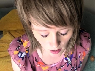 Brunette Beginner MILF Masturbates