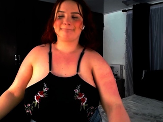 Brunette Massive Boobs Dildo Webcam