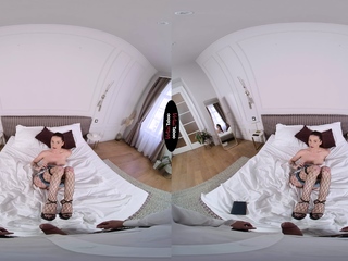 Teen Brunette Masutrbating on cam